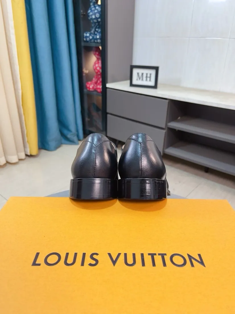 Men's men's shoes 💰520🌸🌸【LV Louis Vuitton】~ New product 🆕High-end original men's 🚹Business casual leather shoes, made of original cowhide open-edge bead fabric➕comfortable and soft cowhide lining➕cowhide insole, original LOGO rubber non-slip outsole. Code number: 38-44